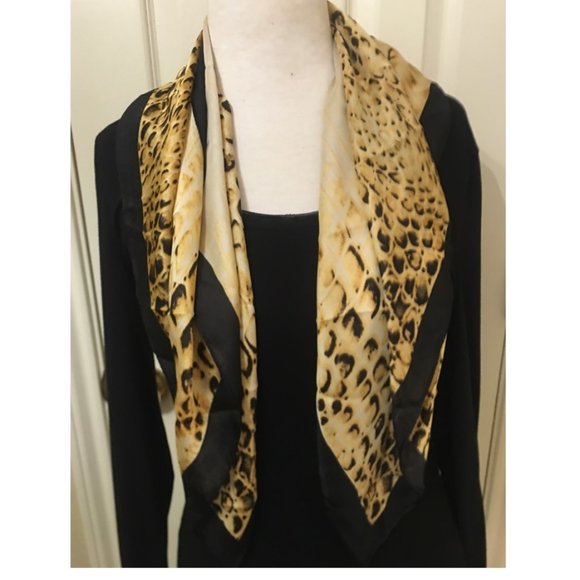 Accessories - 💥Black & Gold Animal Print Scarf NWT